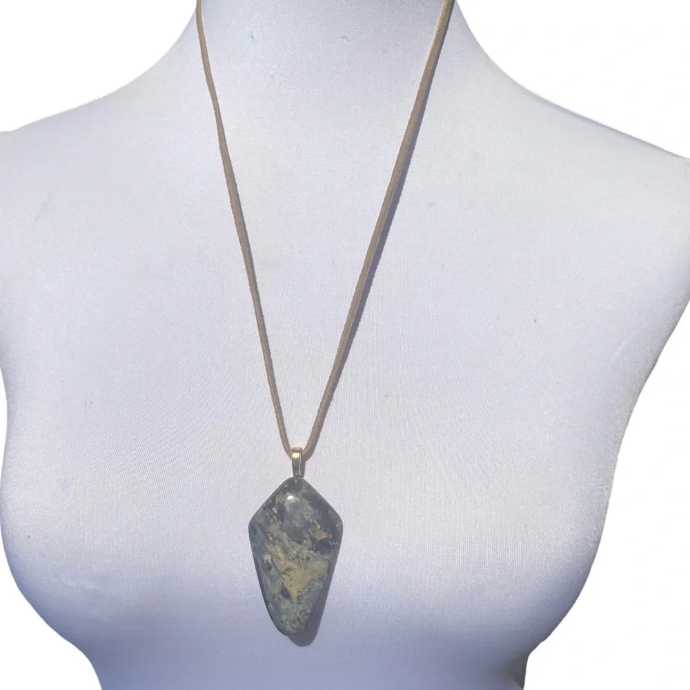 Geometric Marble Pendant Necklace